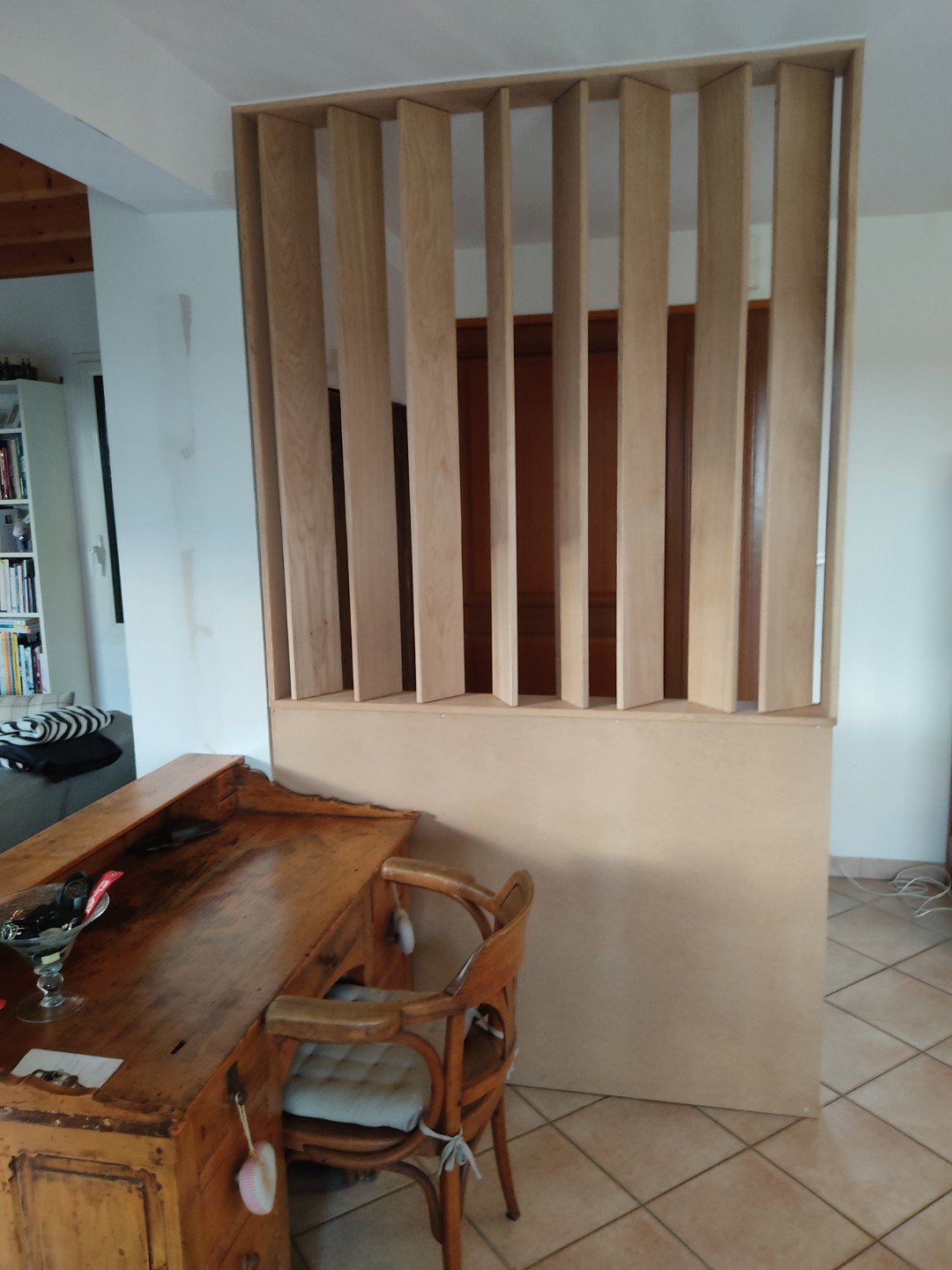 Claustra bois sur-mesure entrée de maison